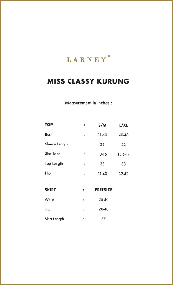 Miss Classy Kurung in Plissè Black
