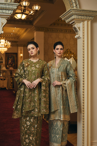  Part 3: LARNEY’s Regal Raya Journey with Emperor Palace Furniture & Lighting