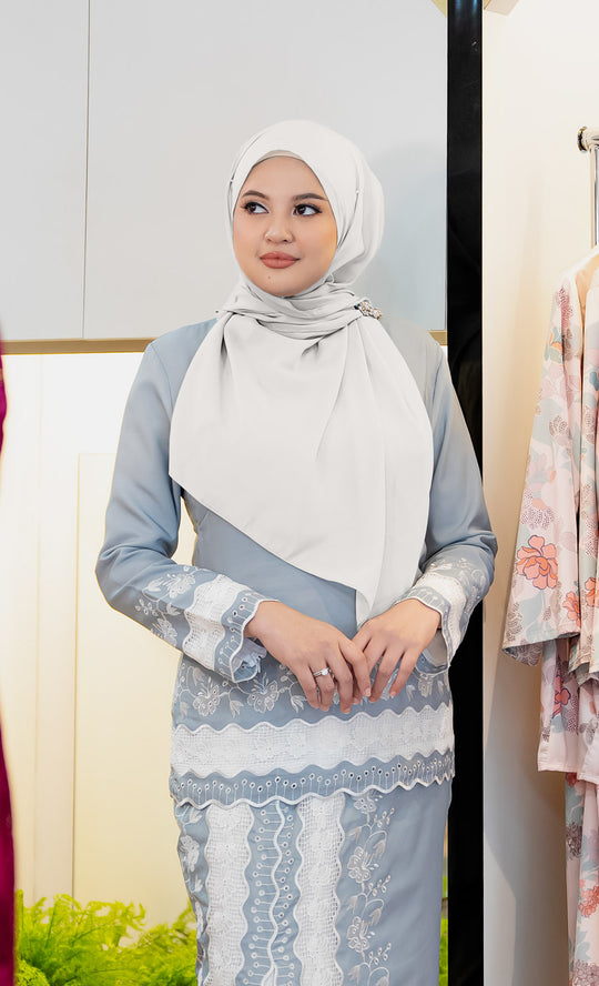 Dazzle Organza Shawl in White