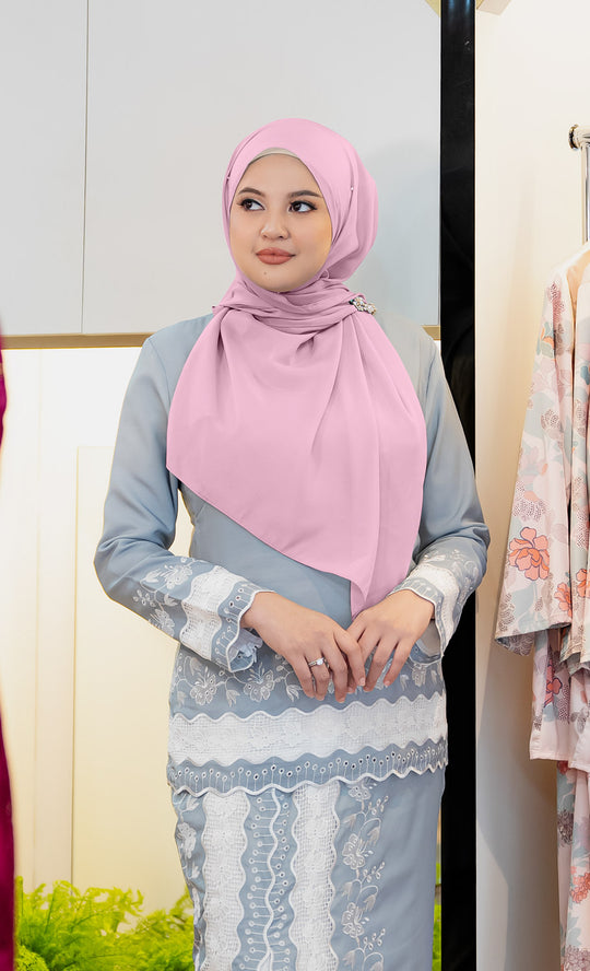 Dazzle Organza Shawl in Pink Tulle