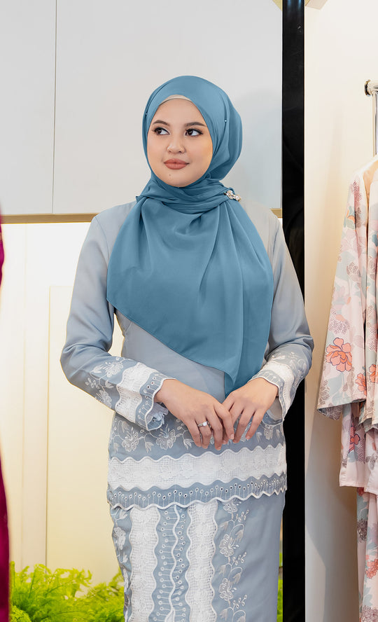 Dazzle Organza Shawl in Bluestone