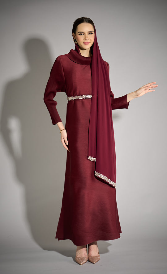 Miss Majestic Abaya 2.0 in Maroon
