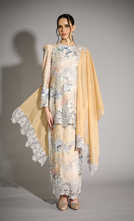 Glow Kurung in Golden Peach