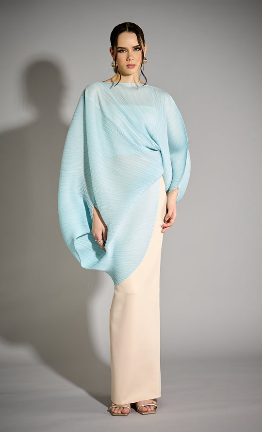 Miss Prestige Top in Ice blue