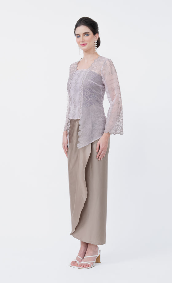 Delicate Kebaya in Champagne