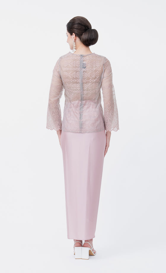 Delicate Kebaya in Pink