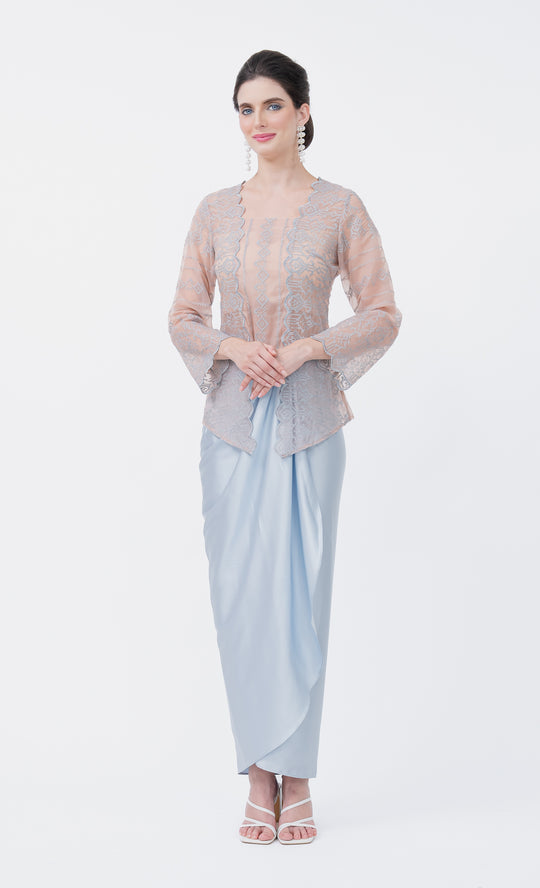 Delicate Kebaya in Peach