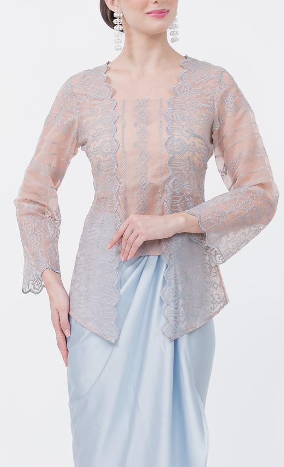 Delicate Kebaya in Peach