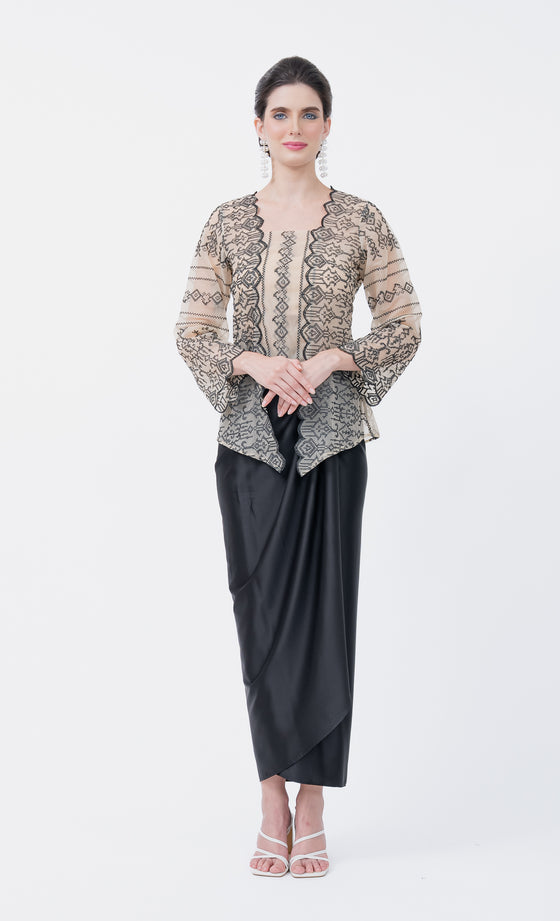 Delicate Kebaya in Apricot