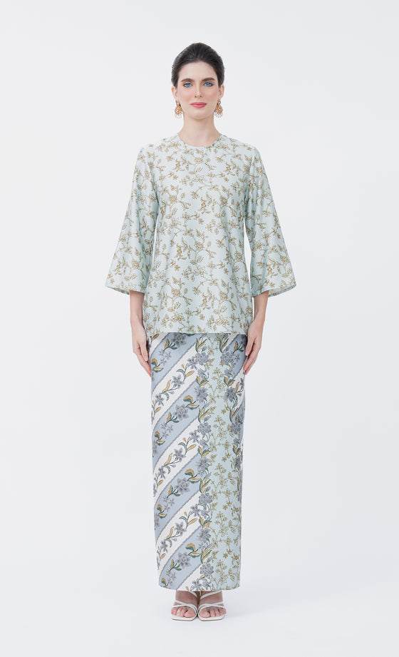 Magnolia Kurung Kedah in Gray Olive