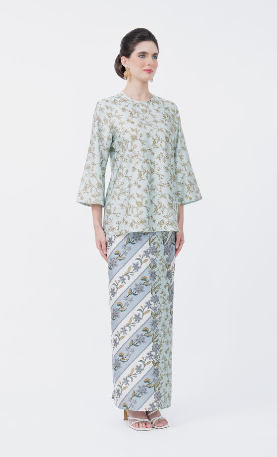 Magnolia Kurung Kedah in Gray Olive