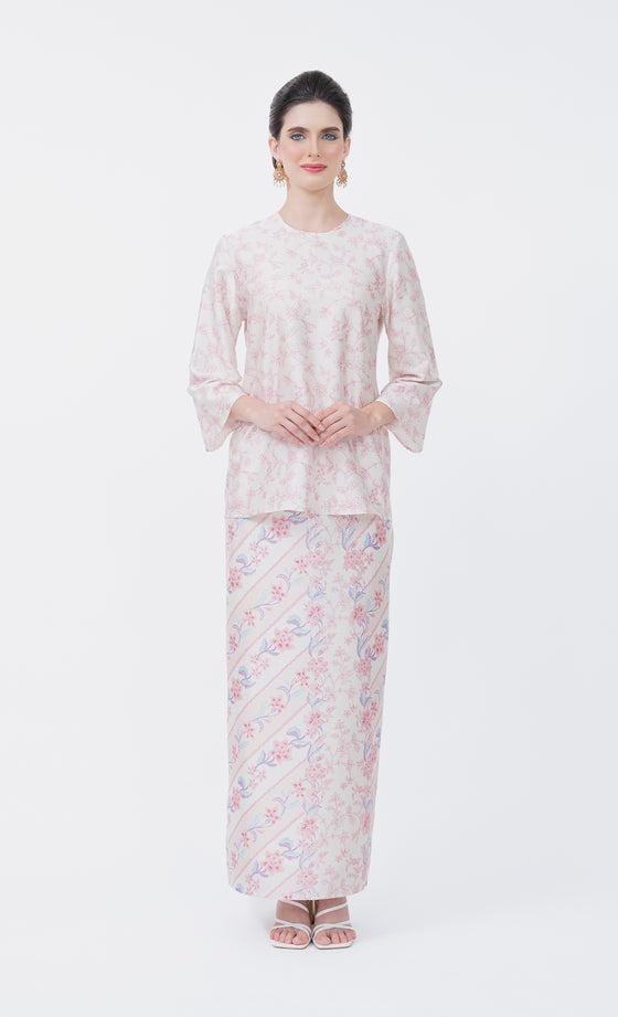 Magnolia Kurung Kedah in Pearl Pink