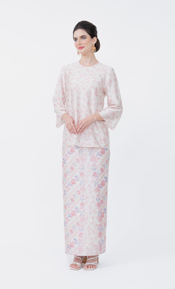 Magnolia Kurung Kedah in Pearl Pink