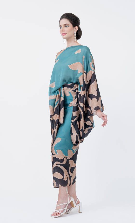 Eden Kurung in Black Green