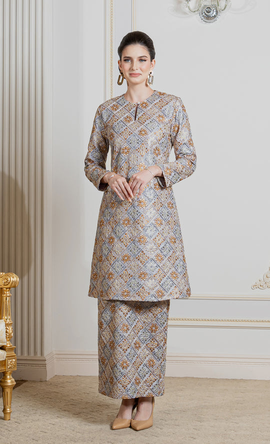 Allure Embroidery Kurung in Pale Lilac