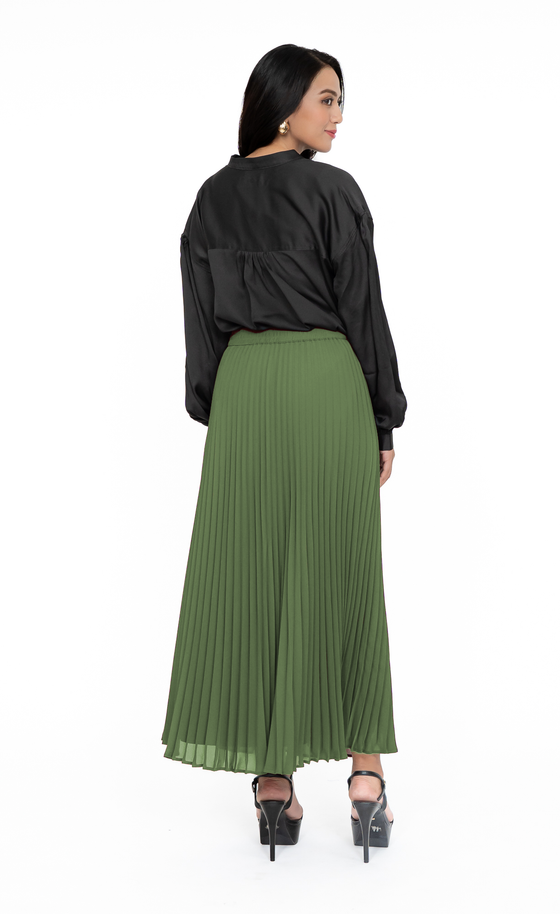 Aria Pleated Skirt in Pastel Green