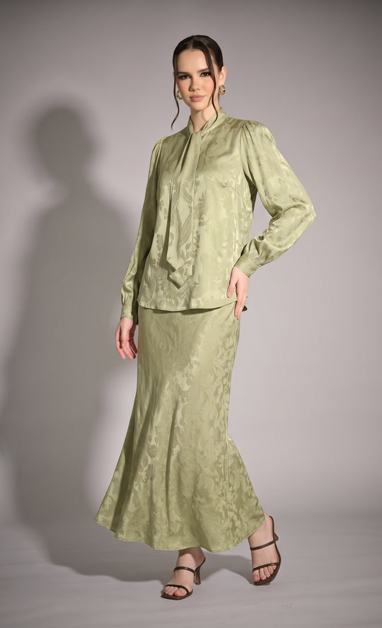 Divina Bow Top in Moss Green