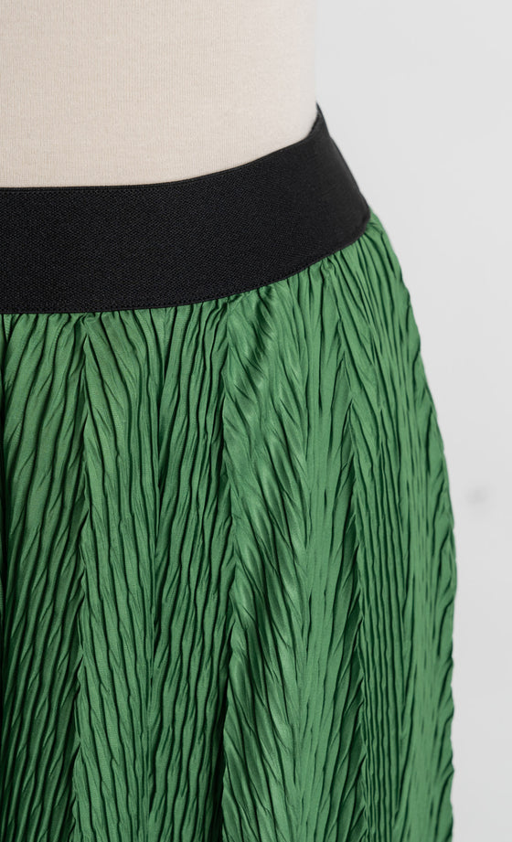 Miss Plush Skirt in Medium Green