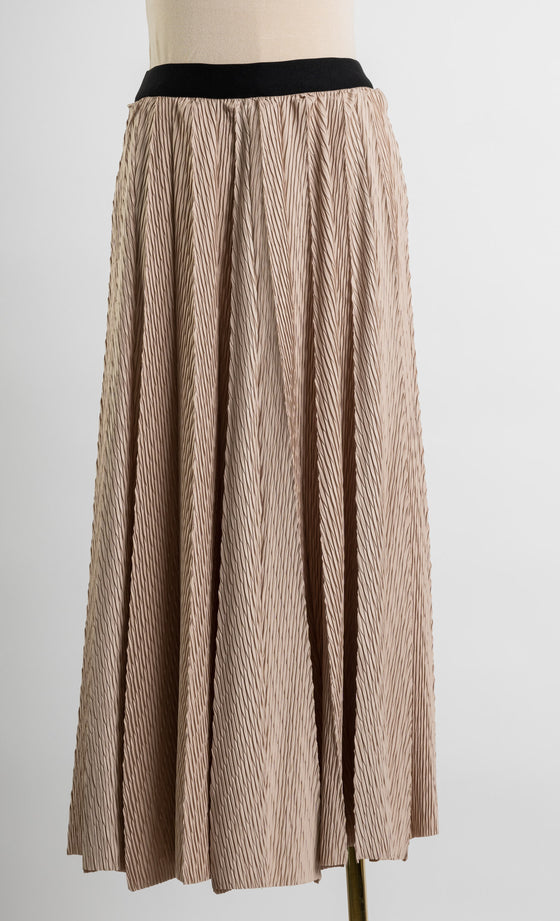 Miss Plush Skirt in Nude