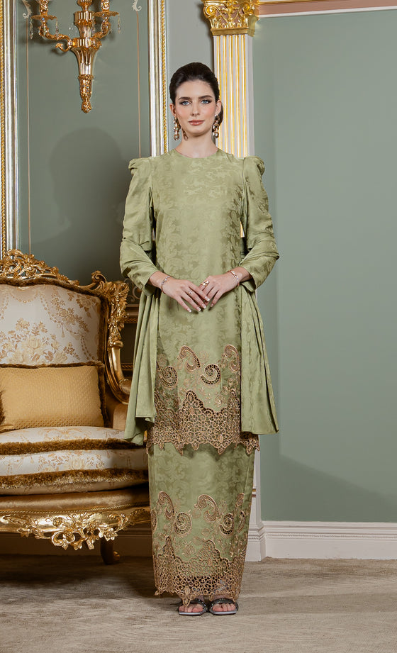 Divina Kurung in Moss Green