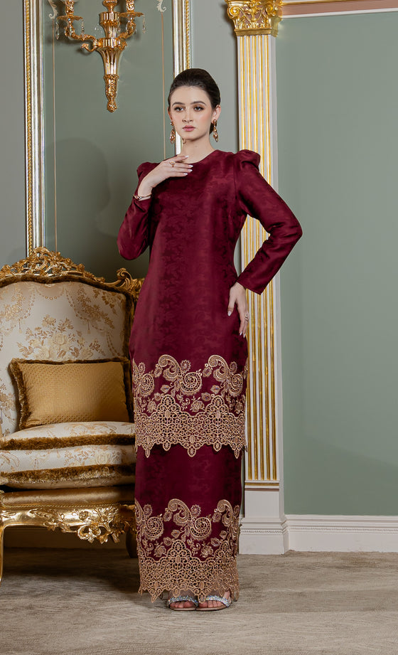 Divina Kurung in Merlot Red