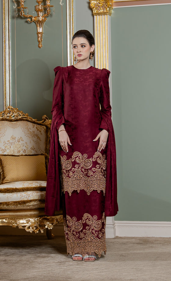 Divina Kurung in Merlot Red