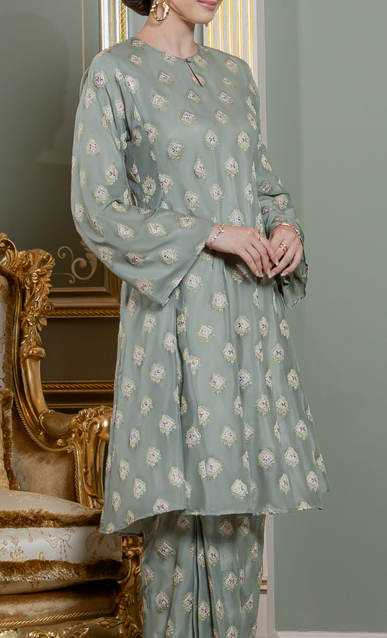 Gracia Kurung Riau in Laurel Green