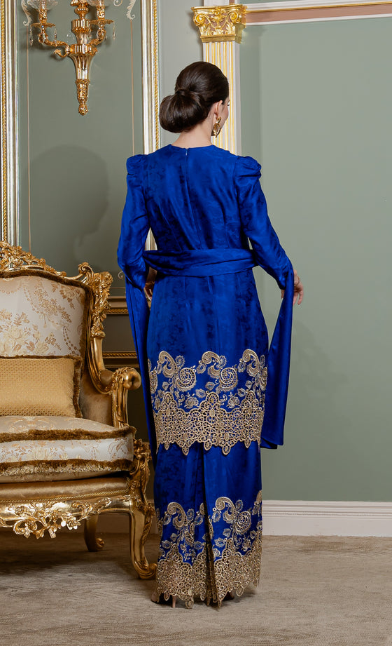 Divina Kurung in Imperial Blue