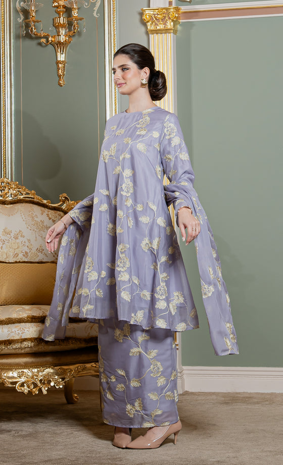 Solace Kurung in Lilac Heather