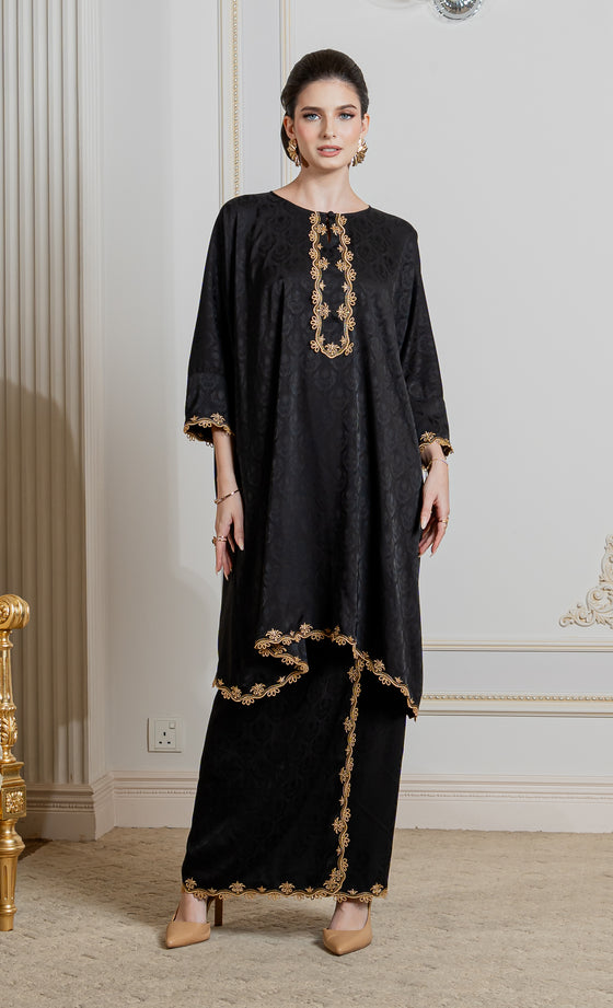 Miss Innate Kurung in Black Iris