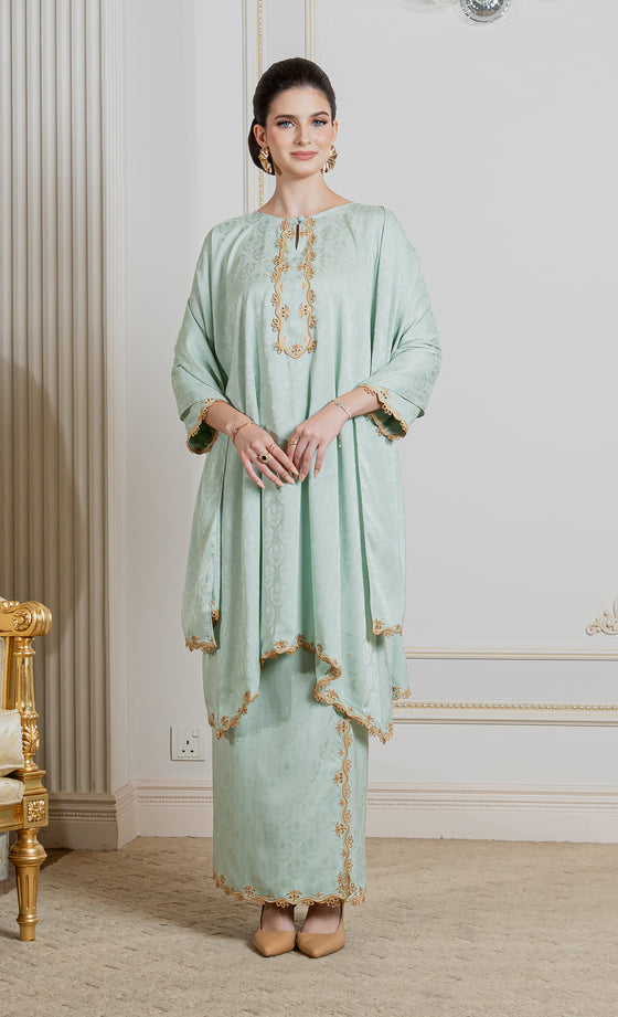 Miss Innate Kurung in Pastel Green