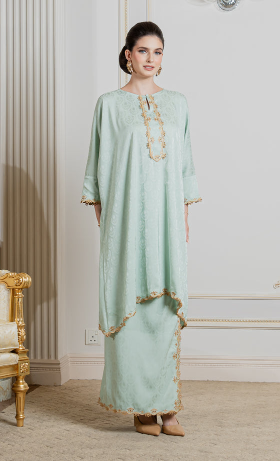 Miss Innate Kurung in Pastel Green