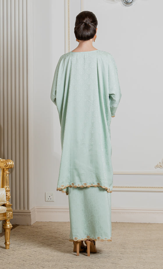 Miss Innate Kurung in Pastel Green