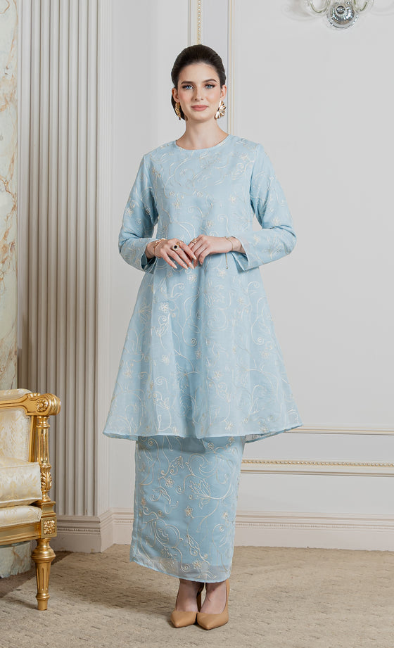 Stellar Kurung in Skylight Blue