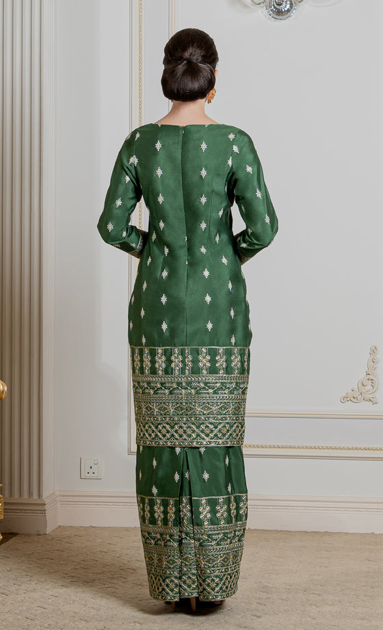 Regent Kurung in Pine Green