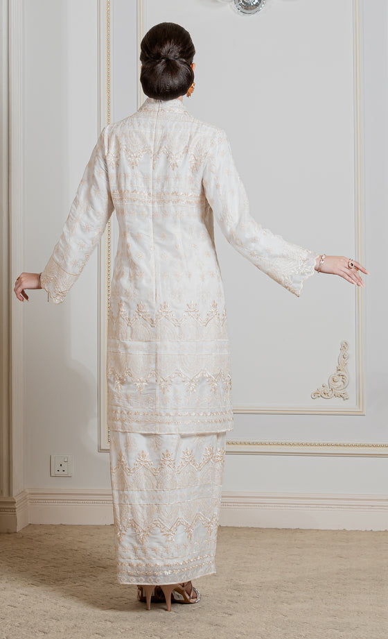 Grandeur Kebaya in Ivory White