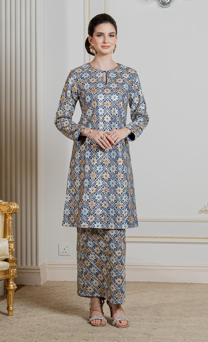 Allure Embroidery Kurung in Classic Blue – LARNEY