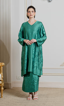 Miss Classy Floral in Green Bee