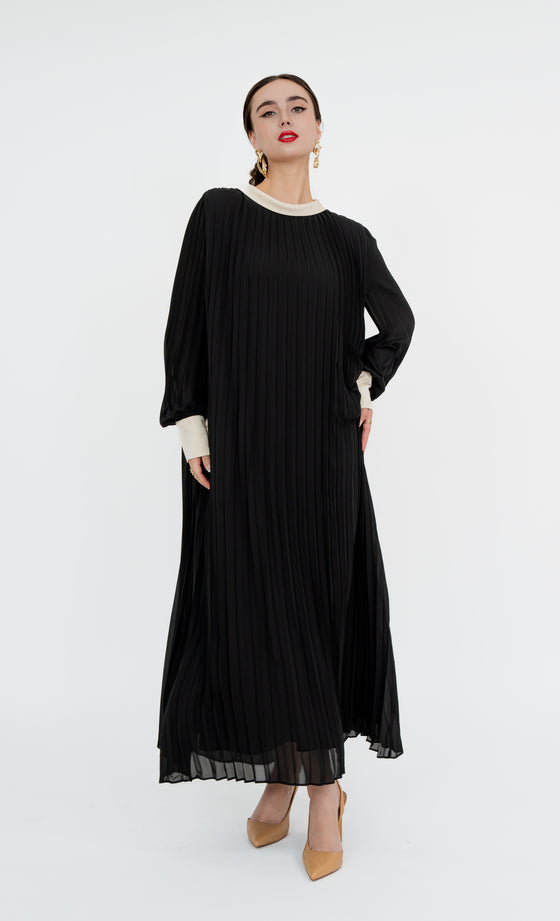 Bukit Tunku Dress in Cream Black