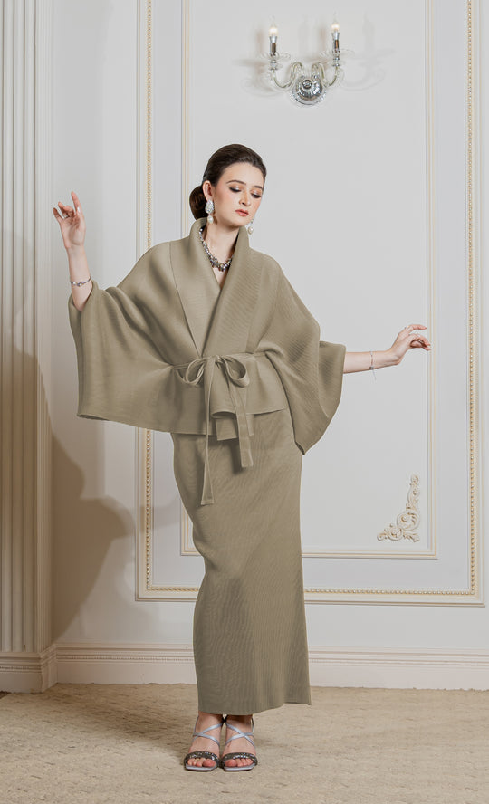 Miss Aubryn Kurung in Champagne