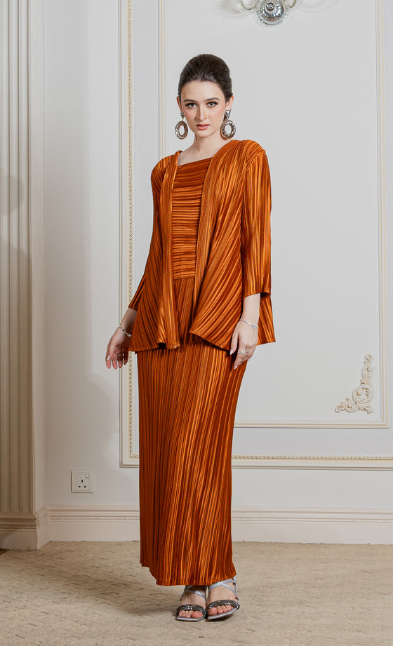 Miss Sleek Kebaya in Brick Orange