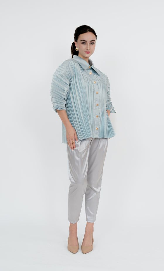 Bukit Nenas Oversized Shirt in Frosted Blue