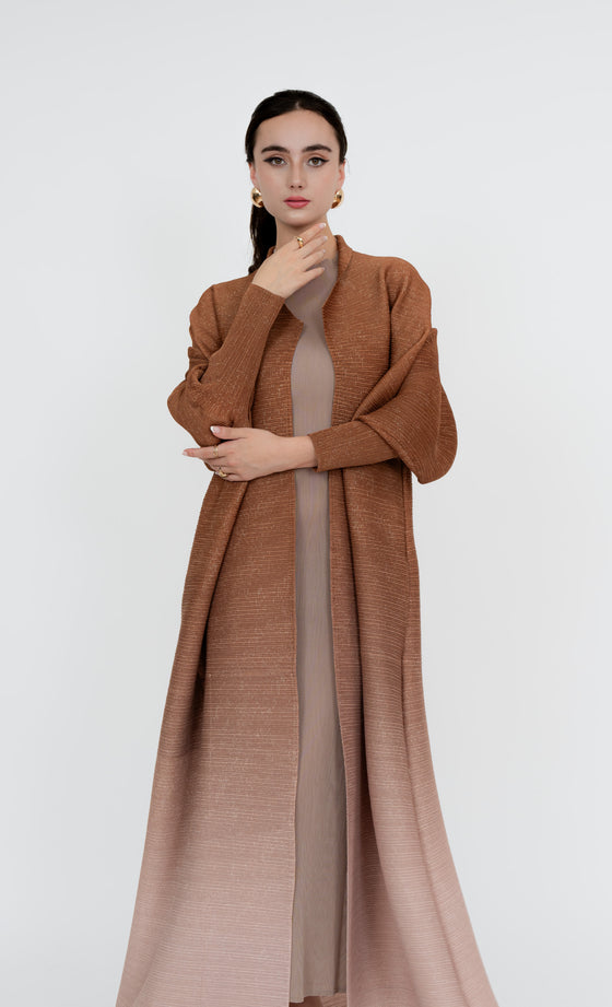 Putrajaya Cardigan in Ombre Brown