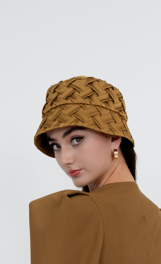 Imbi Weaved Bucket Hat in Golden Brown