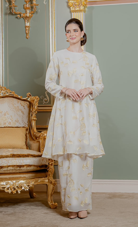 Solace Kurung in Ivory