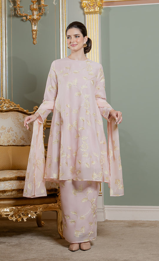Solace Kurung in Bridal Rose