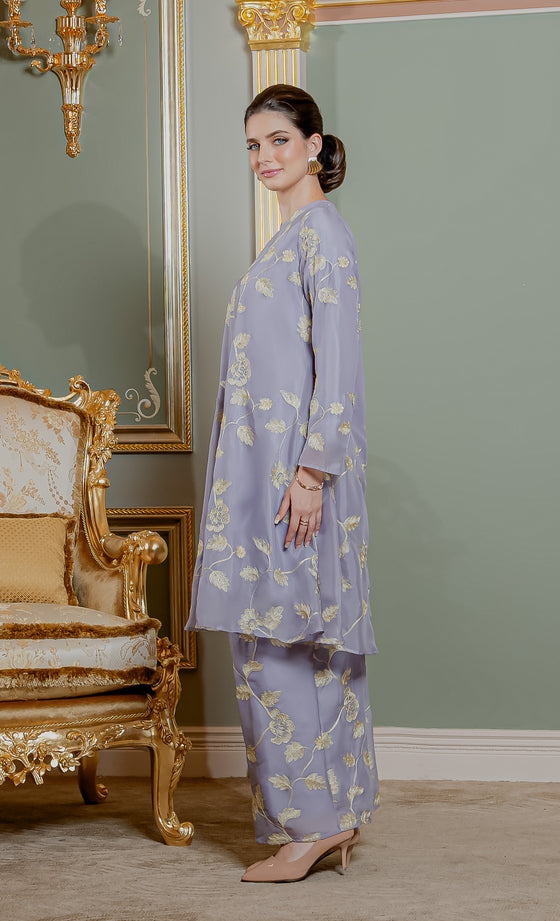 Solace Kurung in Lilac Heather