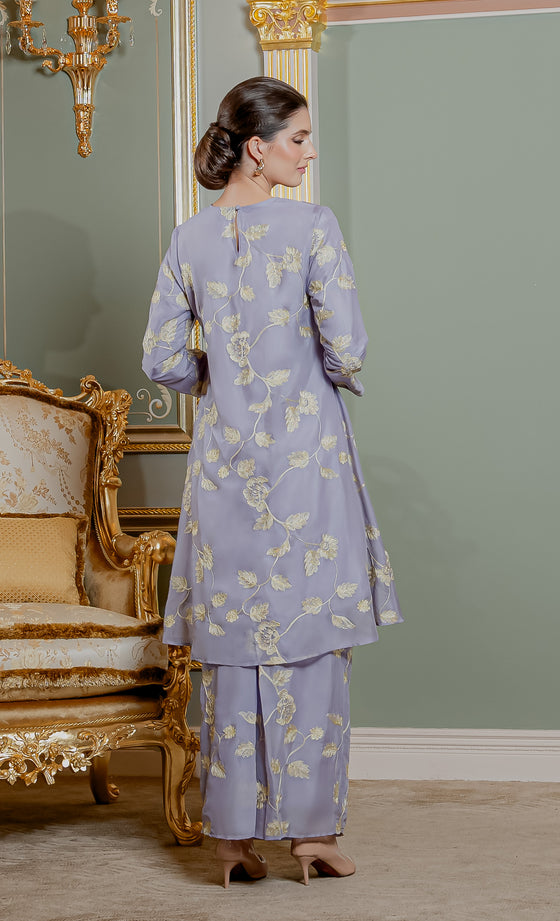 Solace Kurung in Lilac Heather