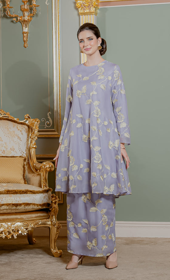 Solace Kurung in Lilac Heather