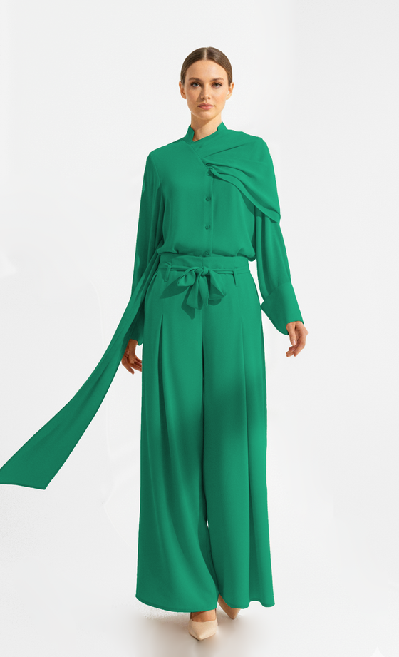 Aeris Palazzo in Green Bee